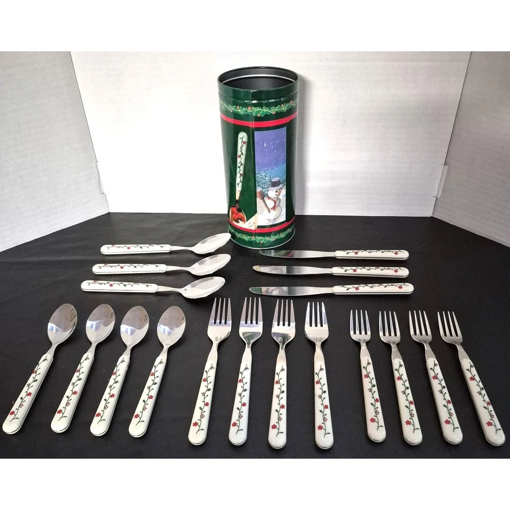 Stanley Roberts Holly Berry Flatware Silverware Cutlery 18 Pcs Stainless Floral